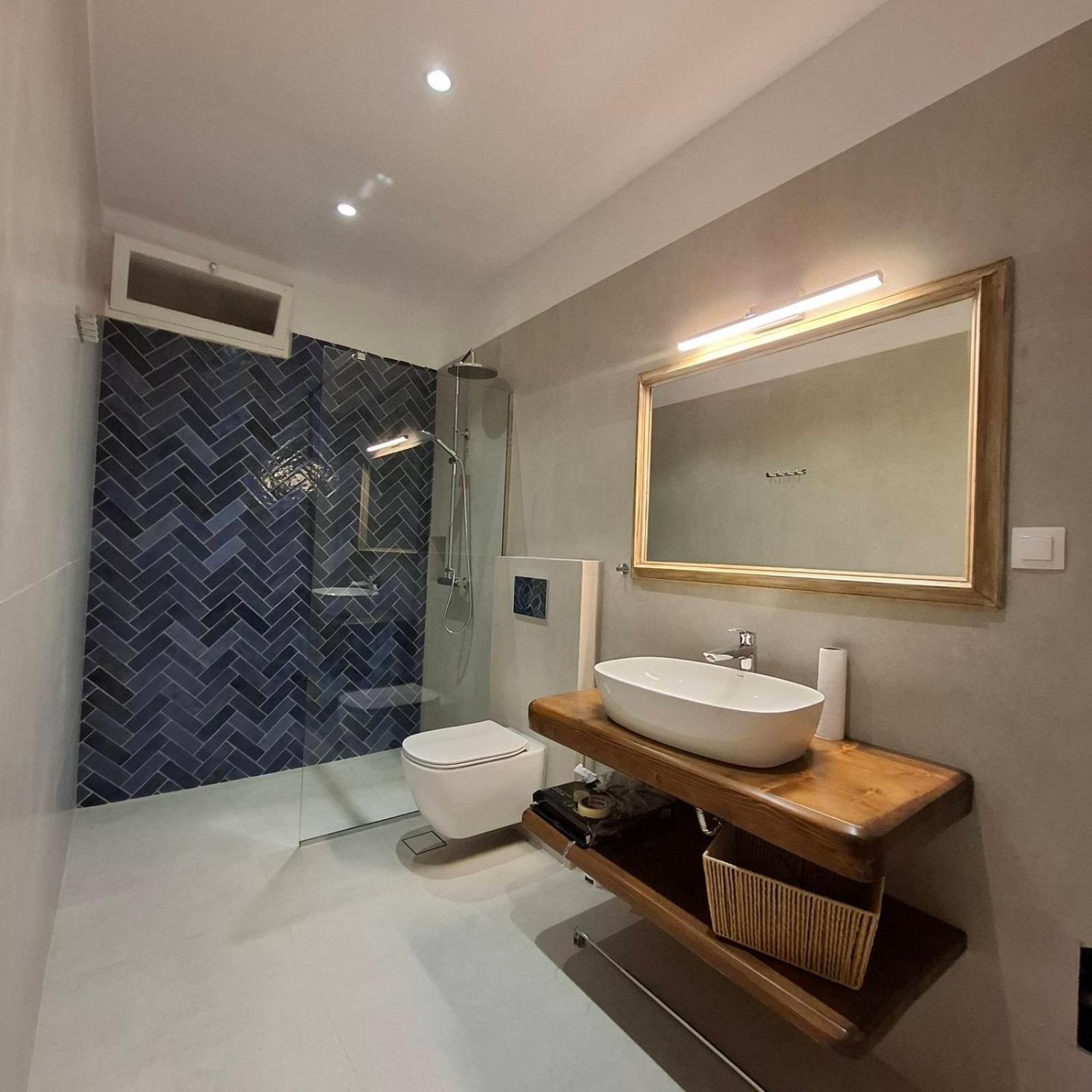 Aquarella-Stylish Veranda Apartment In Centre Of Poros Town Exterior foto